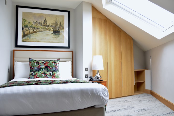  4 Bedroom Superior  -  Belsize  - Gallery -  9