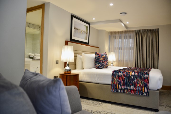  3 Bedroom Mezzanine  -  Belsize  - Gallery -  12