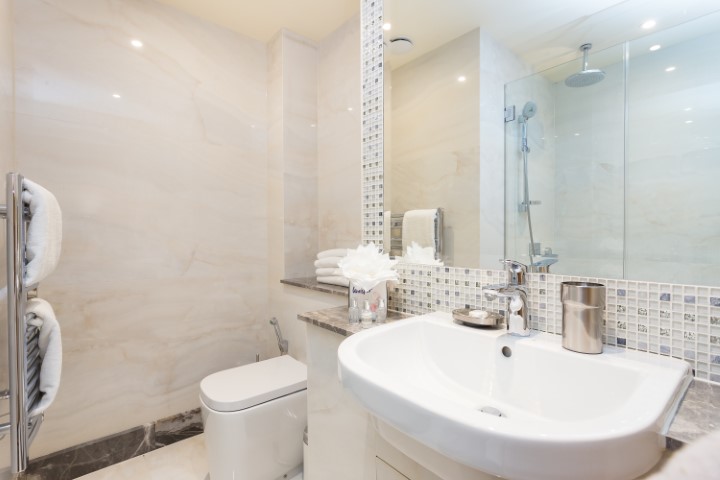  4 Bedroom Deluxe  -  Belsize  - Gallery -  4