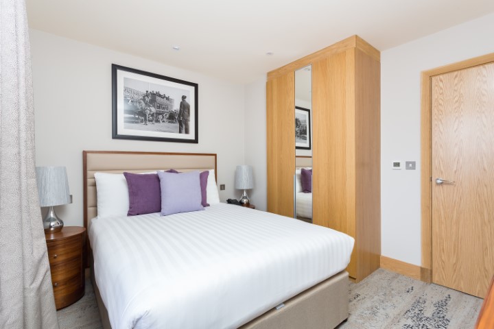  4 Bedroom Deluxe  -  Belsize  - Gallery -  3