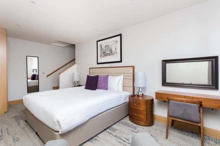  4 Bedroom Deluxe  -  Belsize  - Gallery -  17