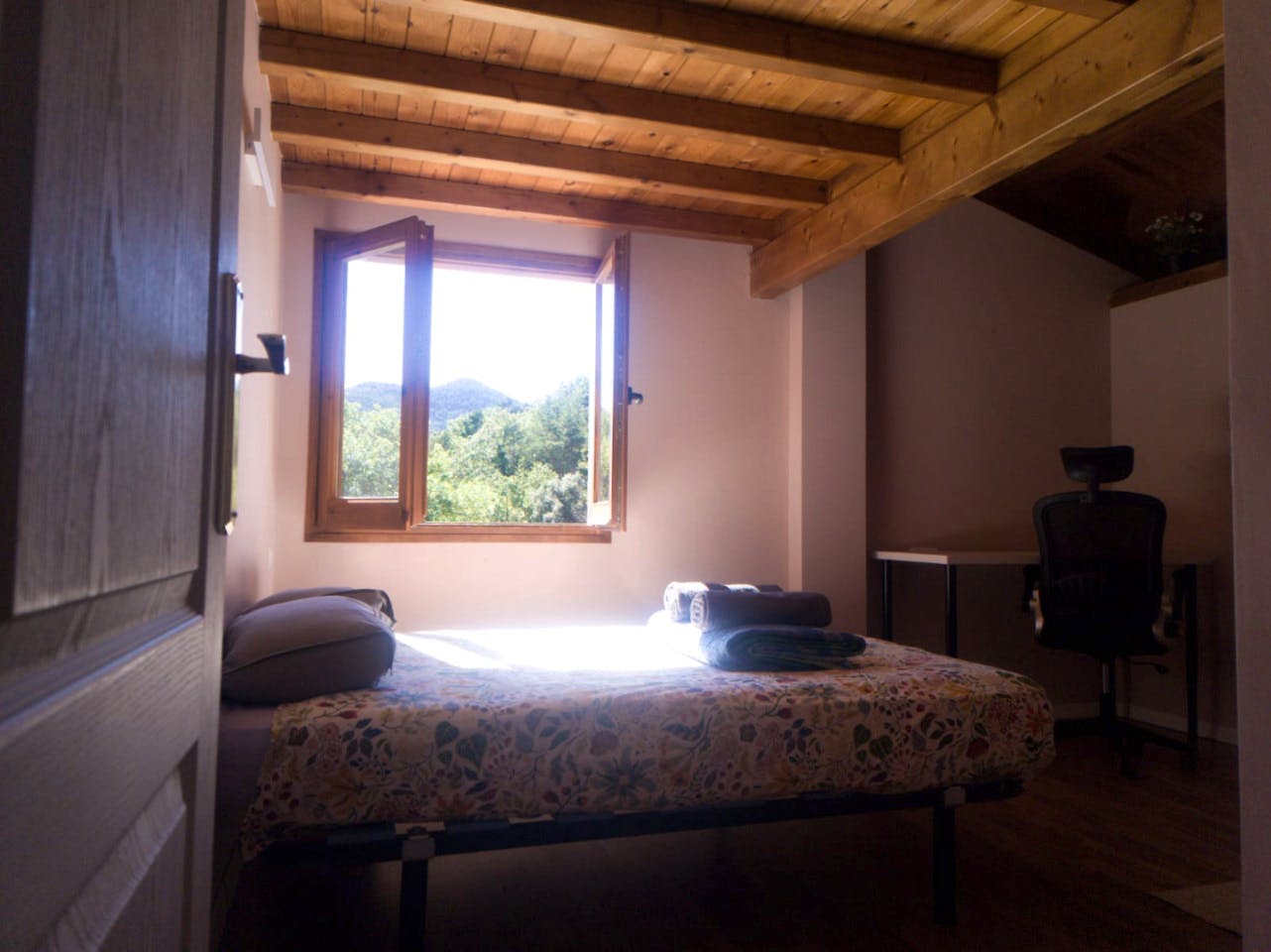  Private Room I  -  Beautiful house 15 minutes from Sant Llorenç de Moruny  - Gallery -  9