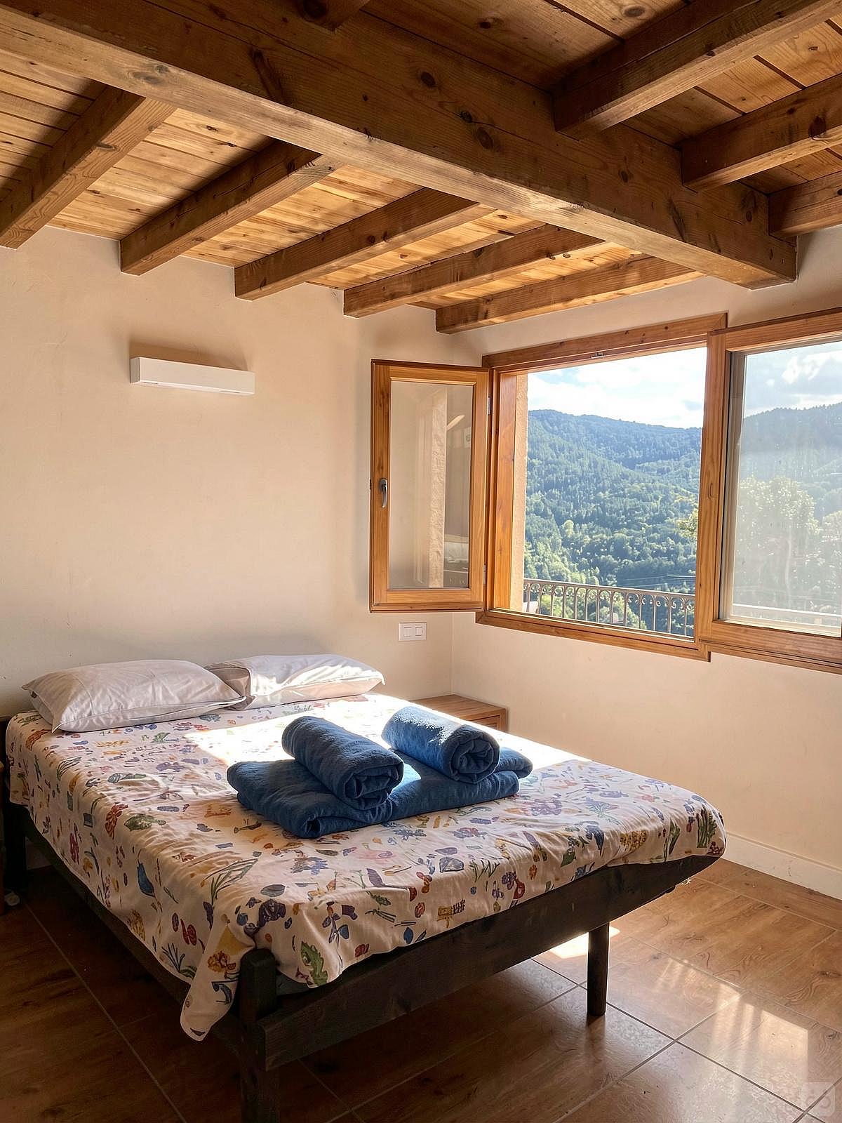  Private Room I  -  Beautiful house 15 minutes from Sant Llorenç de Moruny  - Gallery -  35
