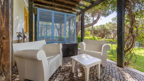 2 BDR House W/Terrace in Praia Verde