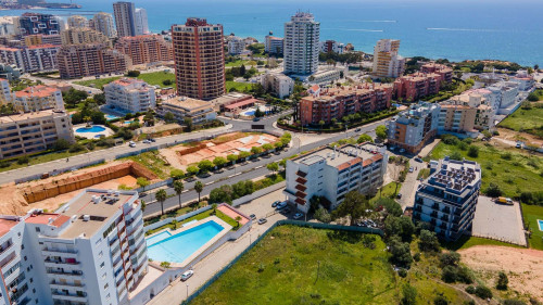 Comfort 1BDR Apartment W/Pool - Gallery - 12