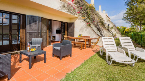 Gorgeous 2BDR W/Patio & Pool - Gallery - 40
