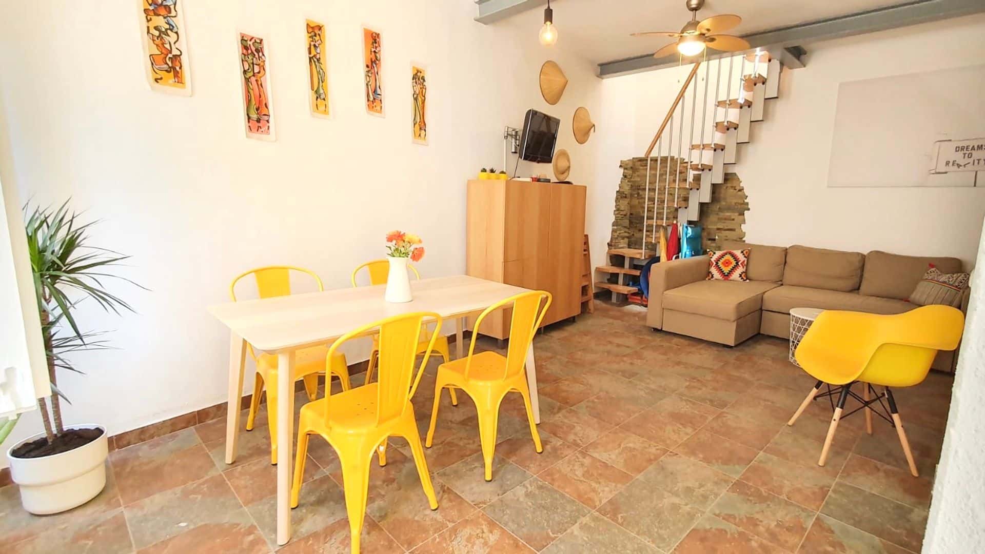  Yellow Submarine House  -  Yellow Submarine House  - Gallery -  3