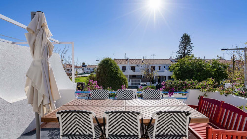 Vila Ramalhete W/ 3 BDR & Balcony - Gallery - 48