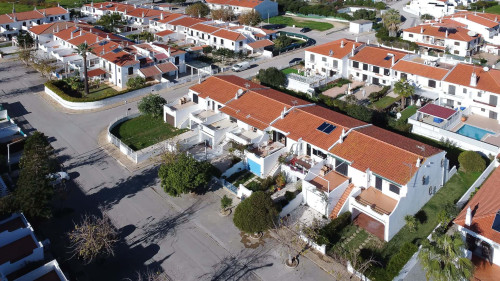 Vila Ramalhete W/ 3 BDR & Balcony - Gallery - 54