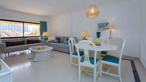 2BDR W/ Pool - 5min from beach - Gallery - 29