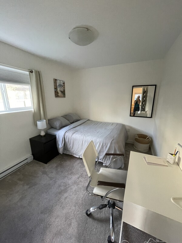 1 Bedroom Private Suite (Single Bed) - 1