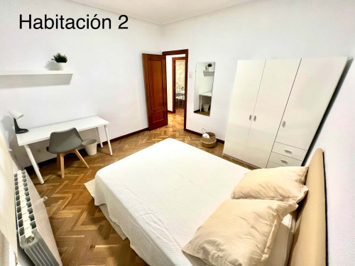 Calle Ribera del Alhama