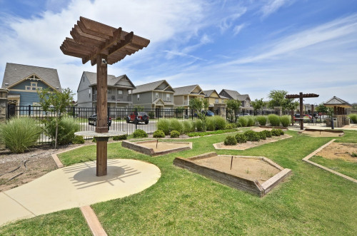 The Republic at Lubbock - Gallery - 6