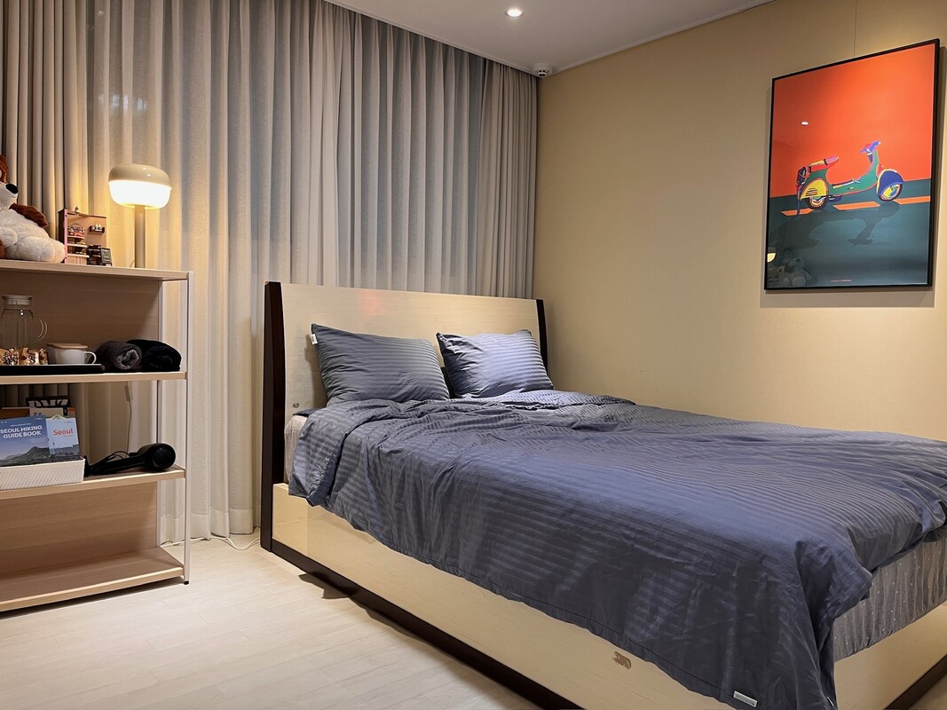 Queen-Size Room(Single Bed) - 1