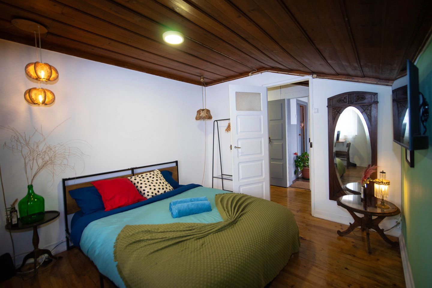 Private - Full Apartment - Authentic Coliving Experience in Artistic Vila Franca de Xira - Gallery - 1