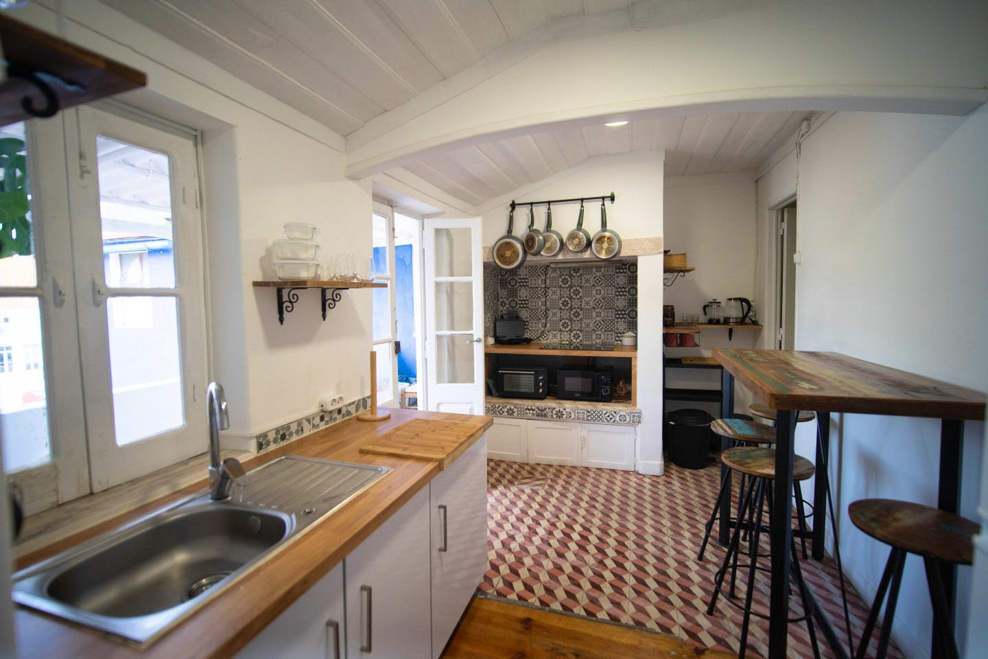 Private - Full Apartment - Authentic Coliving Experience in Artistic Vila Franca de Xira - Gallery - 2