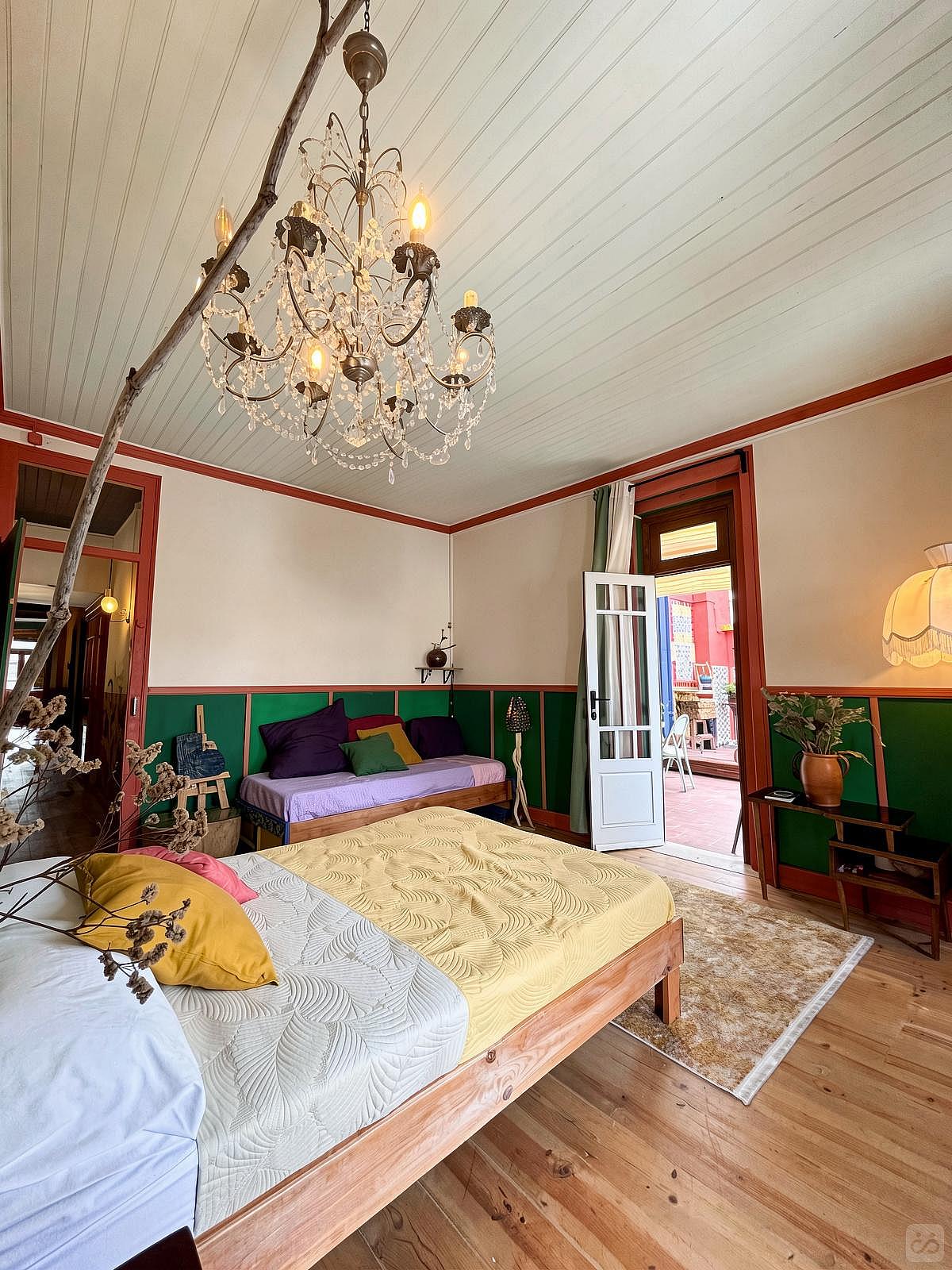 Private Large Room - Authentic Coliving Experience in Artistic Vila Franca de Xira - Gallery - 33