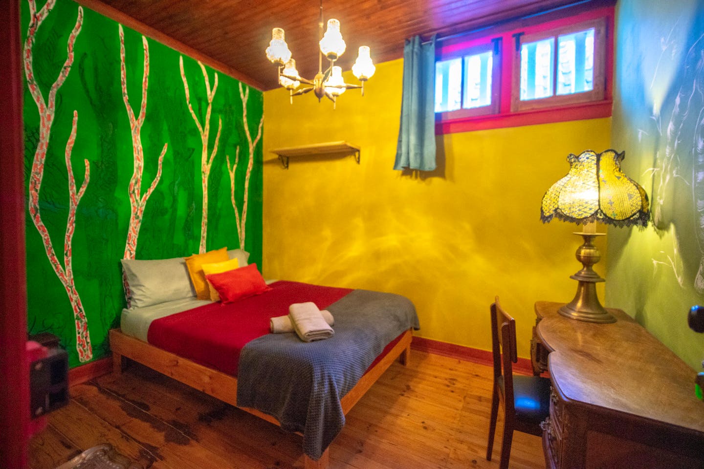 Medium Room - Authentic Coliving Experience in Artistic Vila Franca de Xira - Gallery - 4