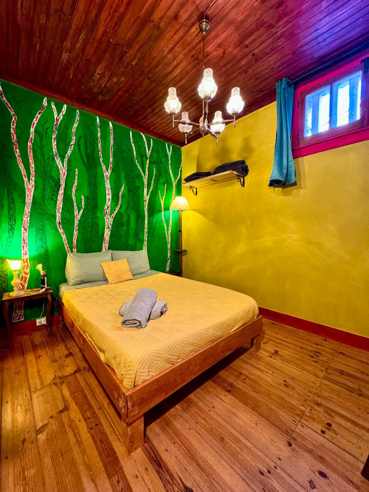 Medium Room - Authentic Coliving Experience in Artistic Vila Franca de Xira - Gallery - 1