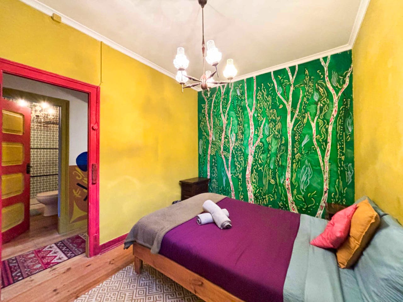 Medium Room - Authentic Coliving Experience in Artistic Vila Franca de Xira - Gallery - 13