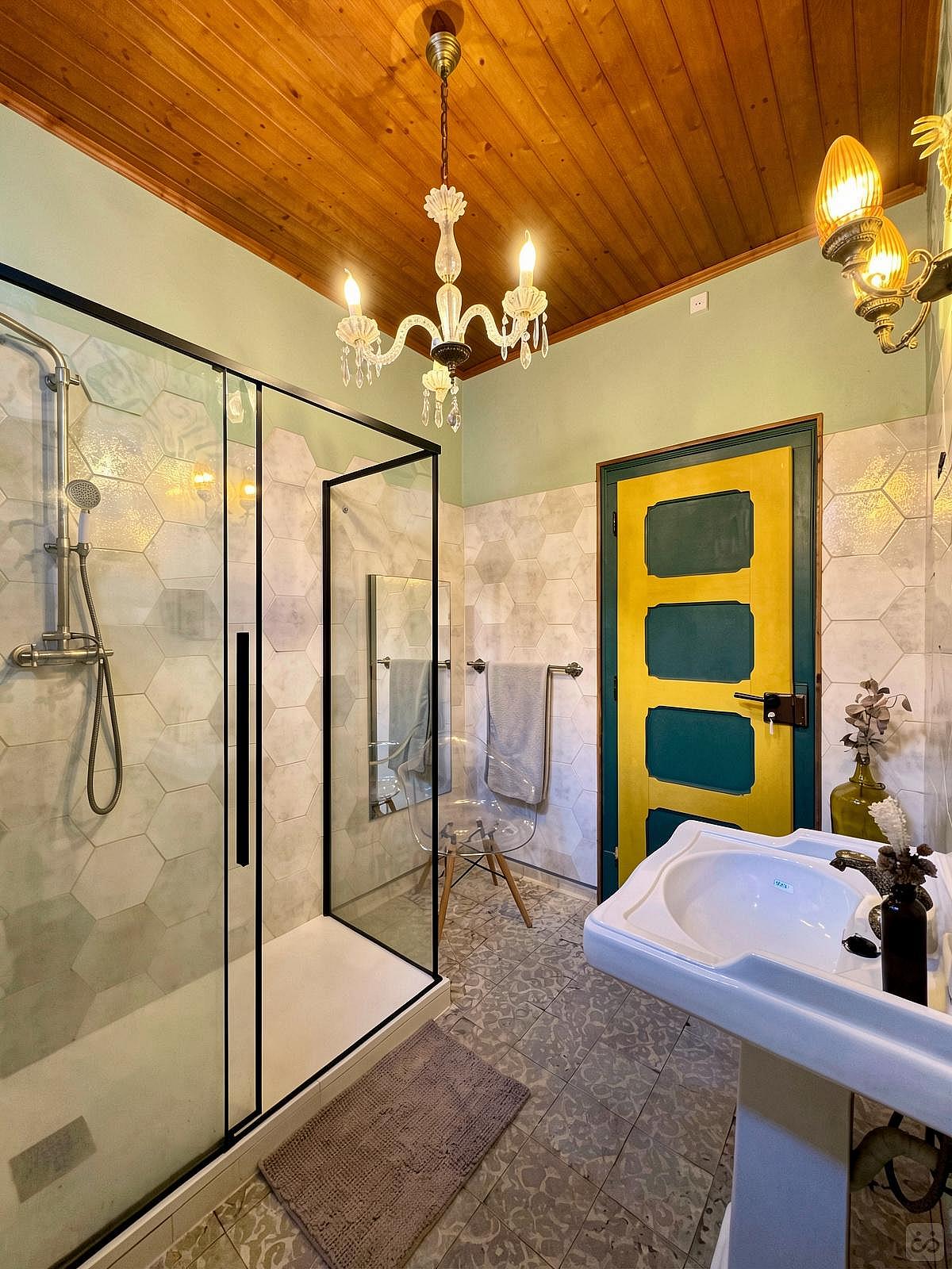 Medium Room - Authentic Coliving Experience in Artistic Vila Franca de Xira - Gallery - 41