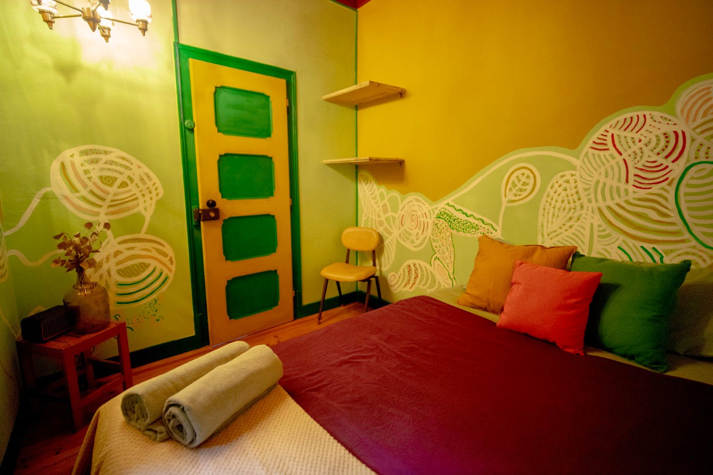Small Room - Authentic Coliving Experience in Artistic Vila Franca de Xira - Gallery - 2