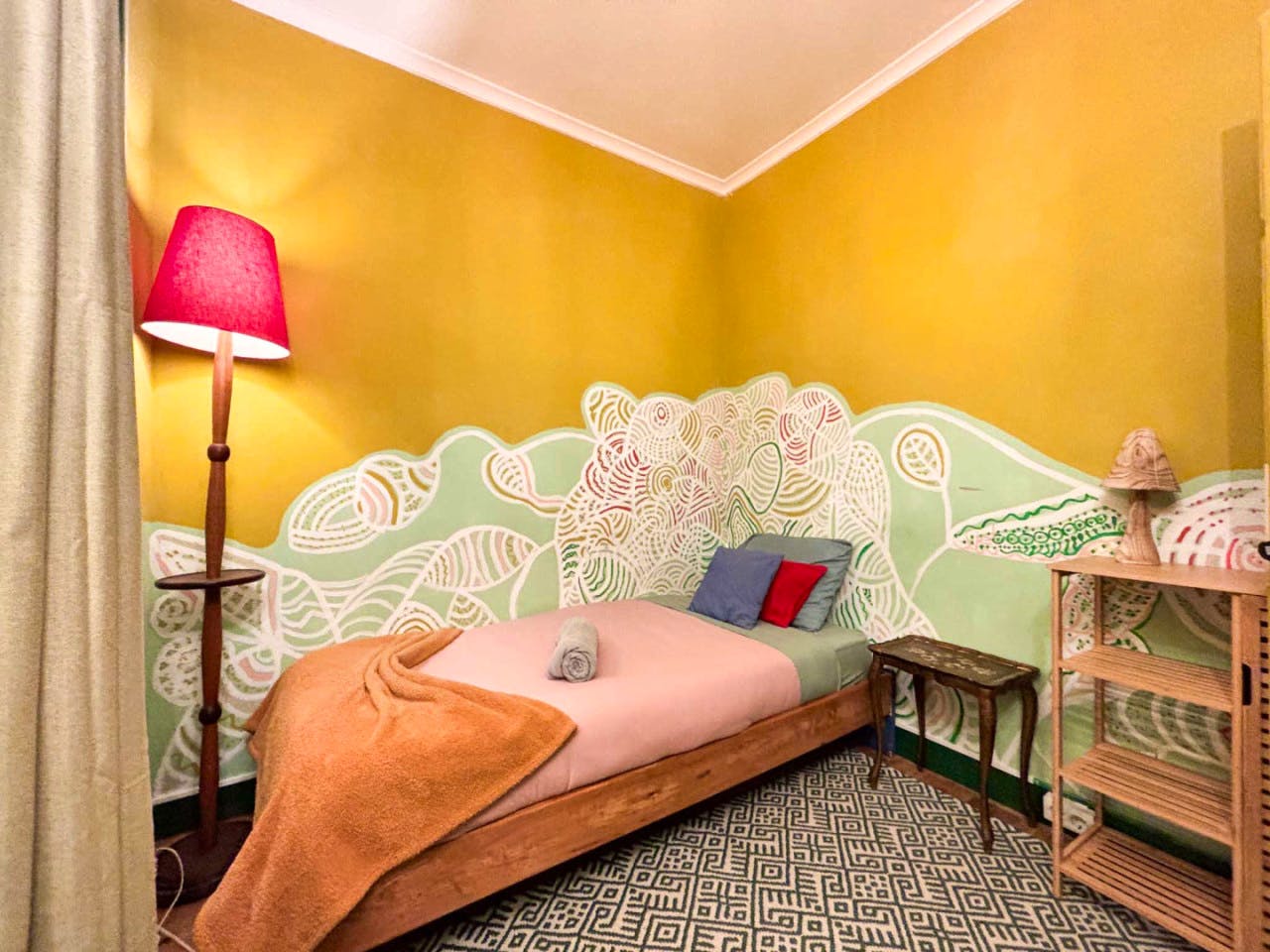 Small Room - Authentic Coliving Experience in Artistic Vila Franca de Xira - Gallery - 9
