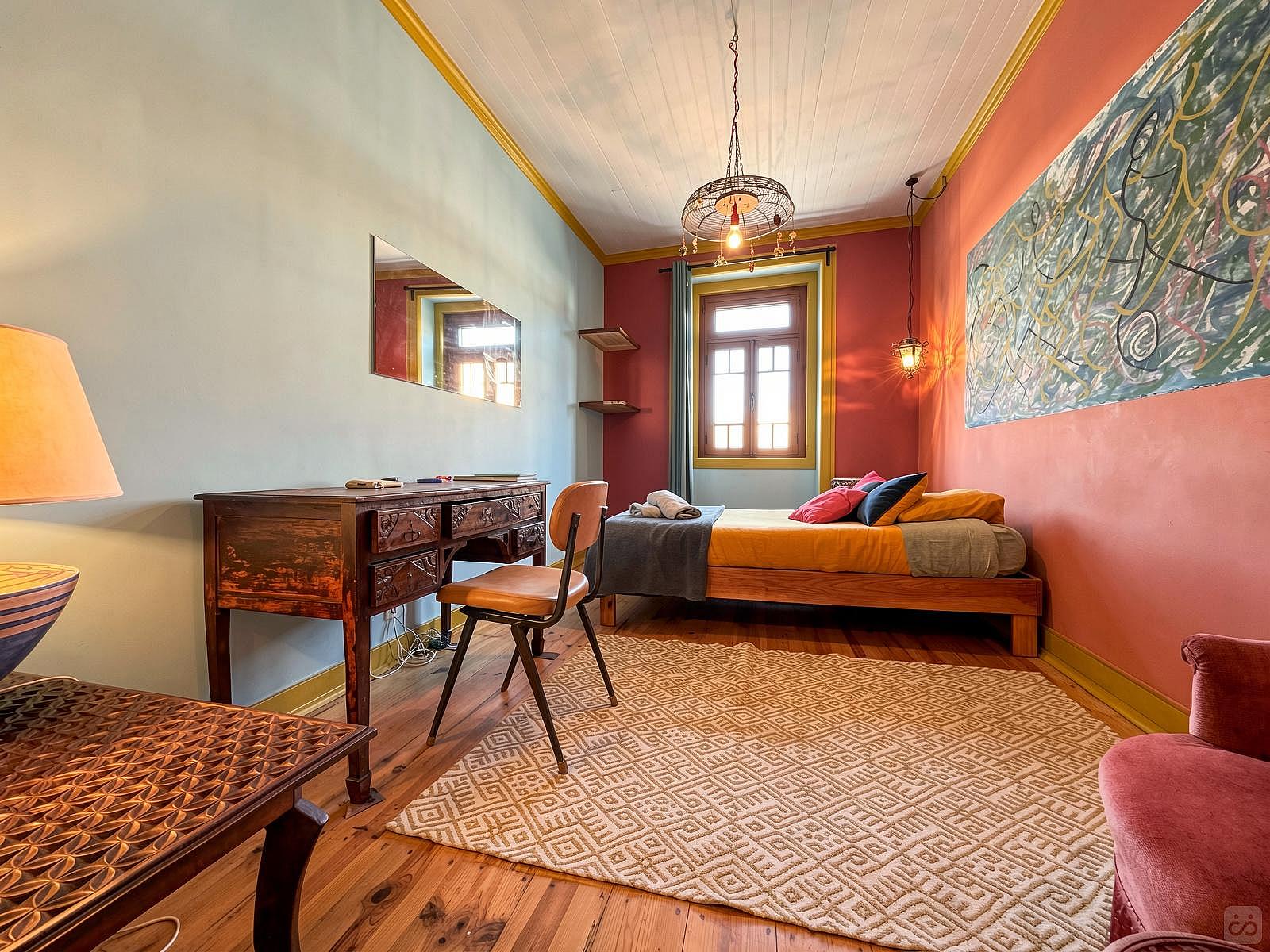 Private-Large Room II - Authentic Coliving Experience in Artistic Vila Franca de Xira - Gallery - 40