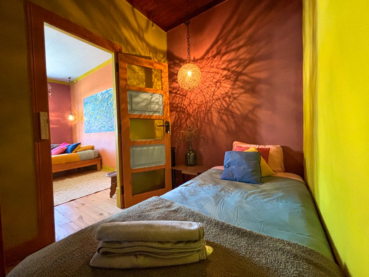 Private-Large Room II - Authentic Coliving Experience in Artistic Vila Franca de Xira - Gallery - 6
