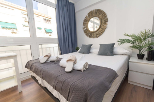 261-6 Calle Lozano de Torres 9, Habitación 6