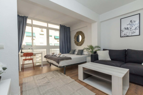 261-6 Calle Lozano de Torres 9, Habitación 6