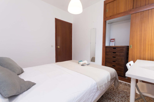 86-4 Calle Palo Mayor Habitación 4