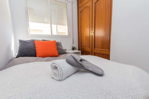 210-1 Calle Martinez de la Rosa 4D Habitación 1