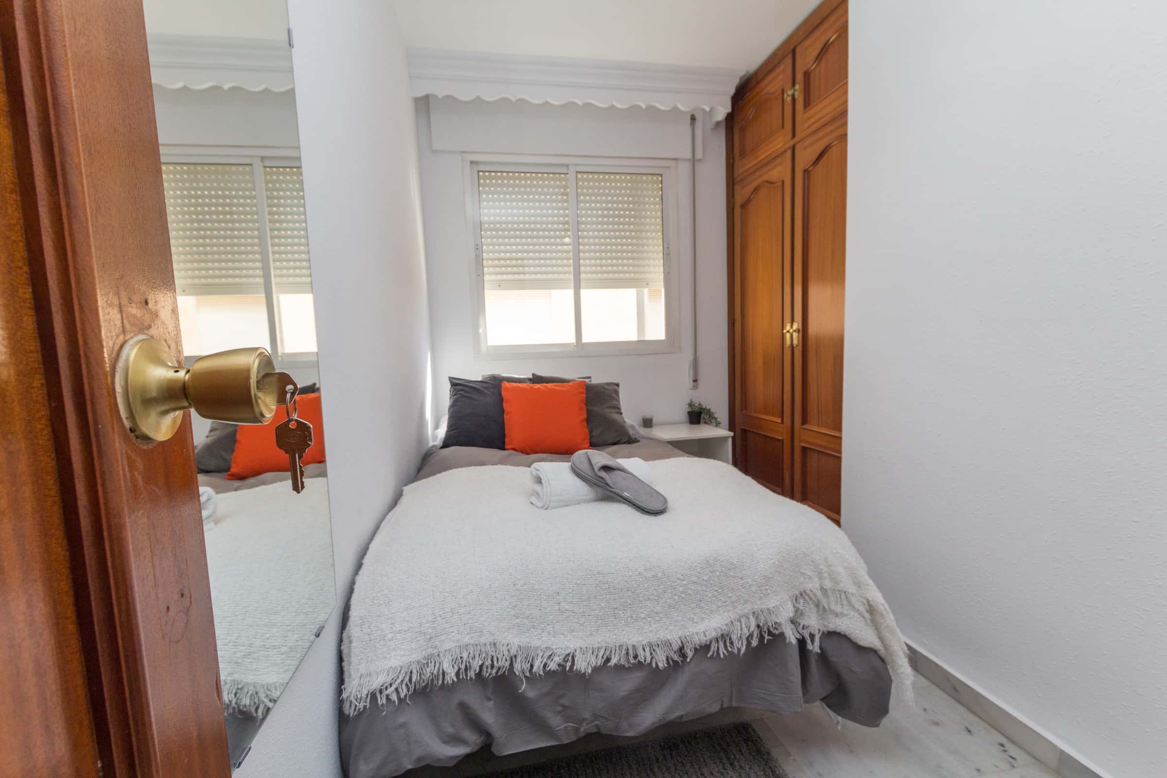  210-1 Calle Martinez De La Rosa 4D Habitación 1  -  210-1 Calle Martinez de la Rosa 4D Habitación 1  - Gallery -  1