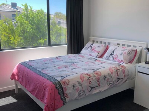 large-house-walk-to-curtin-uni-perth-140538669020241103023258AM
