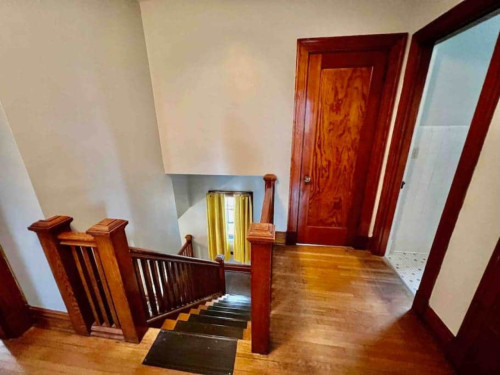 Spacious Bedroom w/ relaxing view nearby Jerry McClatchey Field