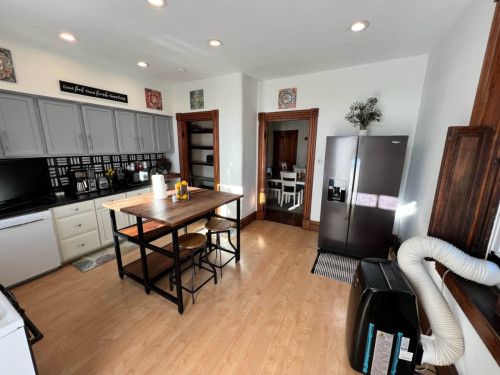 State Home - Gallery - 17
