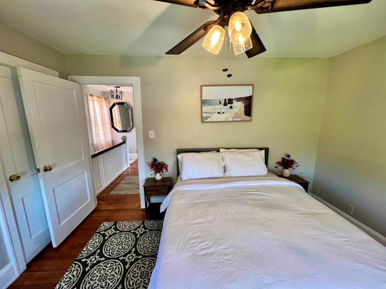  Private Bedroom Suite 1  -  Stunning Beautiful House about 3.5 miles near Jerry McClatchey Field  - Gallery -  2