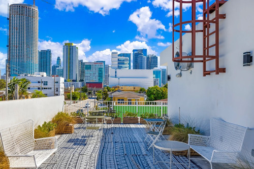 Relaxing & Quiet House nearby Calle Ocho Plaza  - Gallery -  5