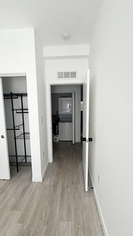  Furnished Ensuite In Shared 5 Bed 3 Bath  -  Relaxing & Quiet House nearby Calle Ocho Plaza Apartment  - Gallery -  25