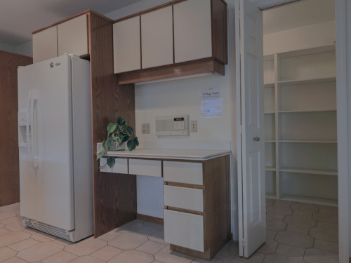 Vibrant Co-Living Community House one a Mile Away from Oakridge Centre Mall