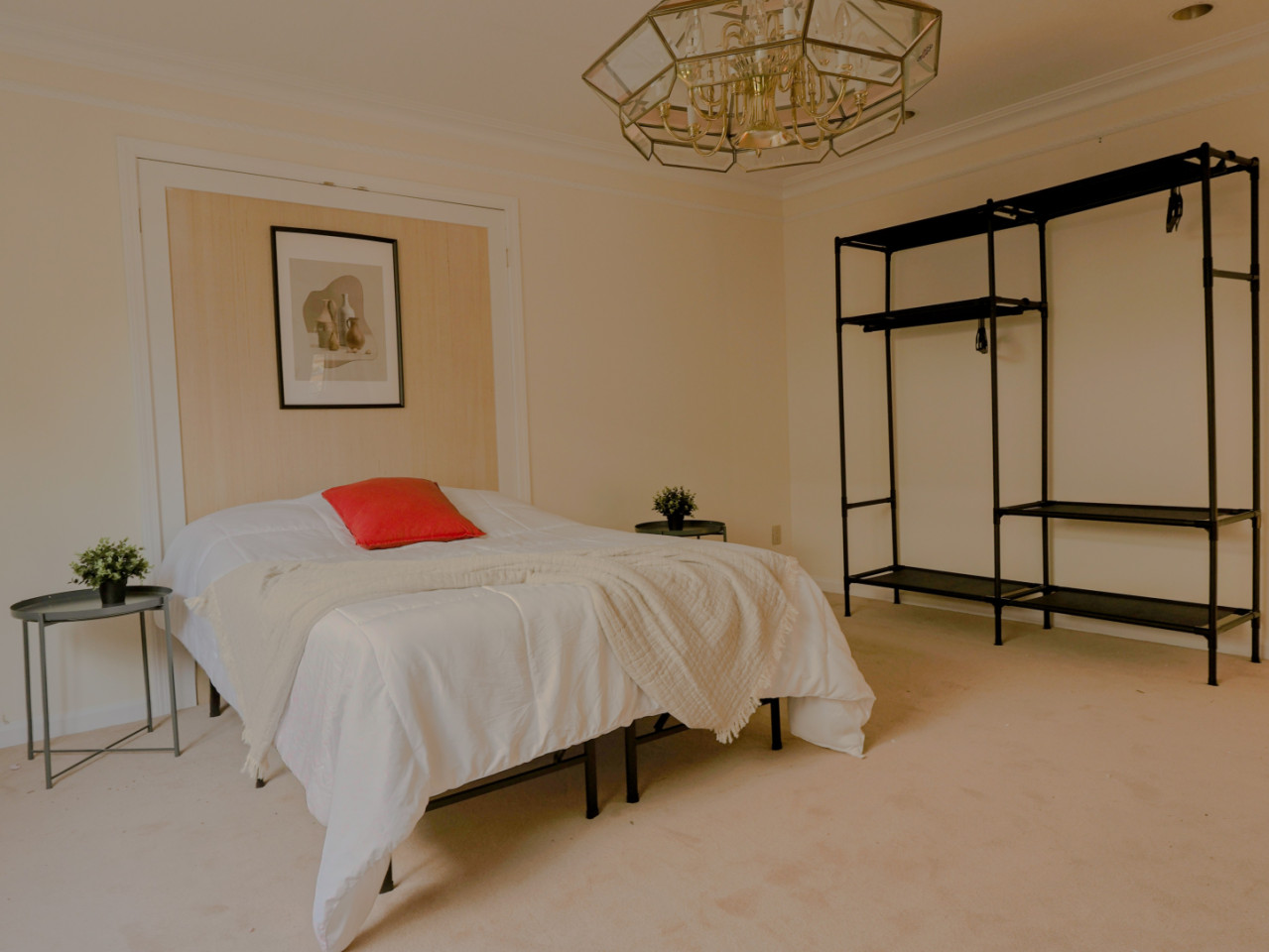 Standard Room - Vibrant Co-Living Community one a Mile Away from Oakridge Centre Mall House - Gallery - 14