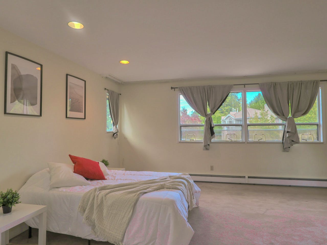  Master Bedroom  -  Vibrant Co-Living Community House one a Mile Away from Oakridge Centre Mall  - Gallery -  7