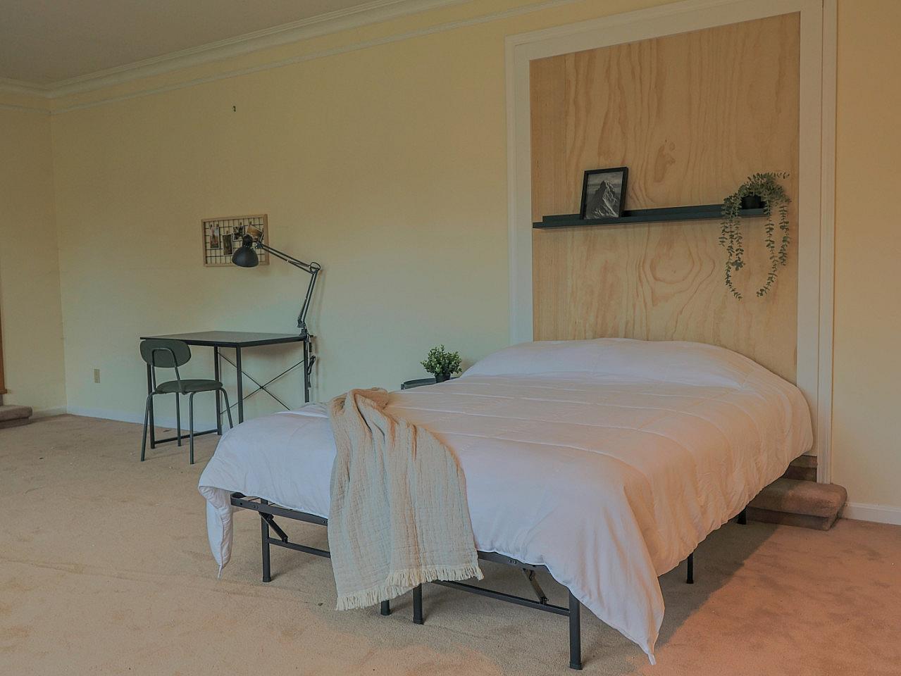 Flex Room - Vibrant Co-Living Community House one a Mile Away from Oakridge Centre Mall - Gallery - 13