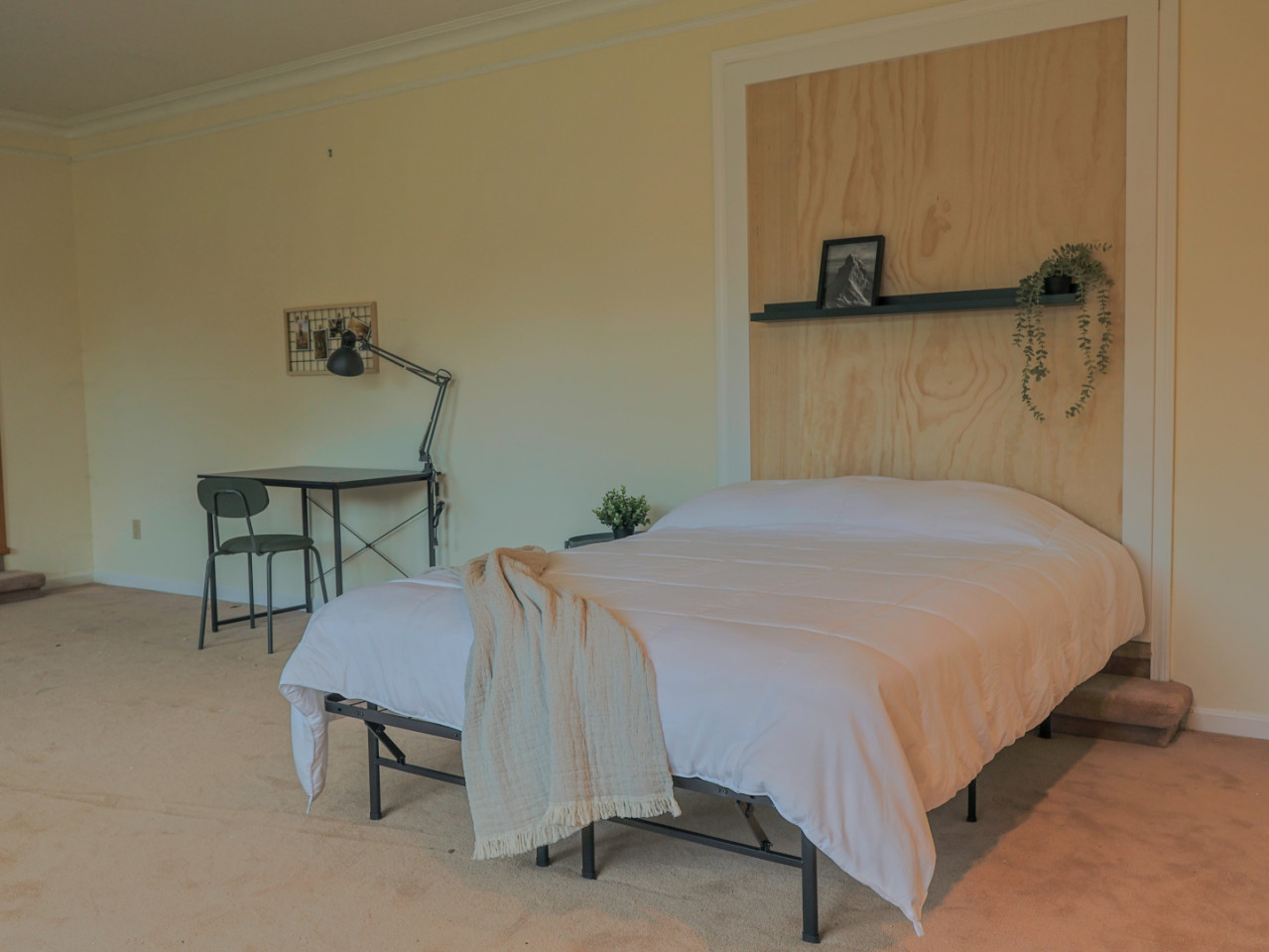 Flex Room - Vibrant Co-Living Community one a Mile Away from Oakridge Centre Mall House - Gallery - 7
