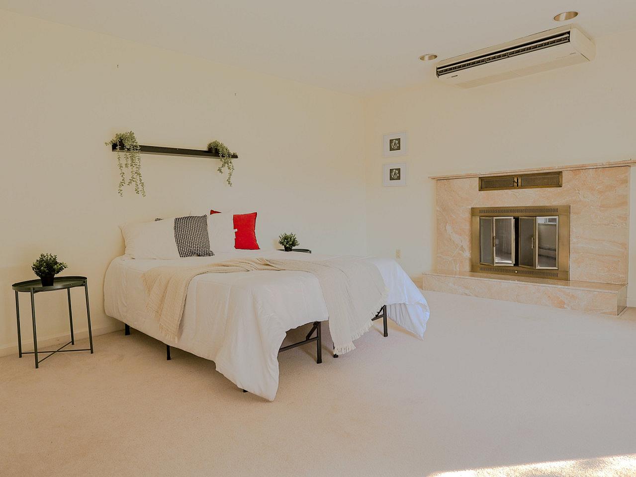 Flex Room - Vibrant Co-Living Community House one a Mile Away from Oakridge Centre Mall - Gallery - 17