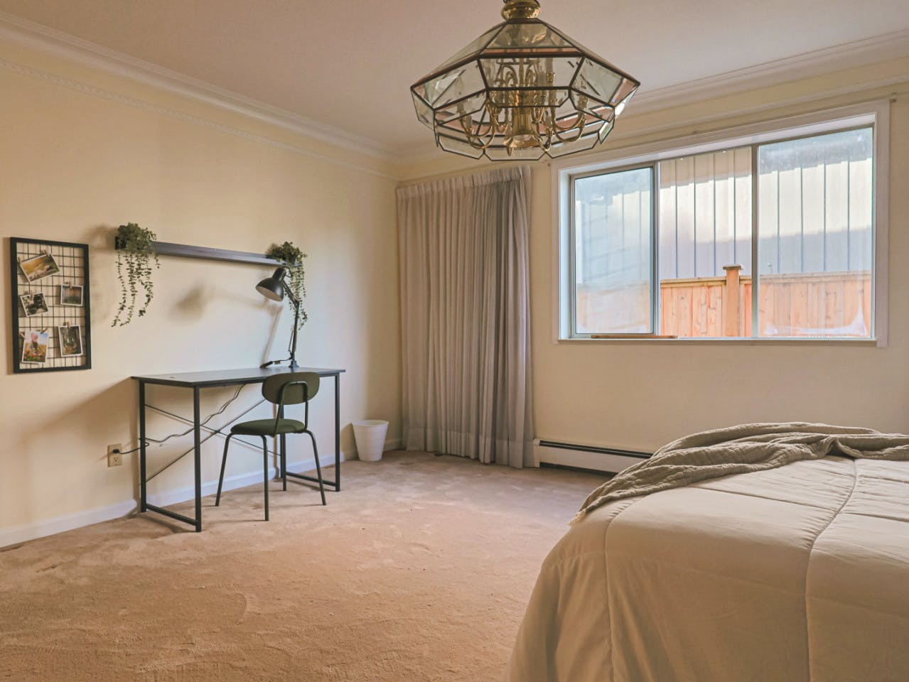 Allen - Vibrant Co-Living Community House one a Mile Away from Oakridge Centre Mall - Gallery - 4