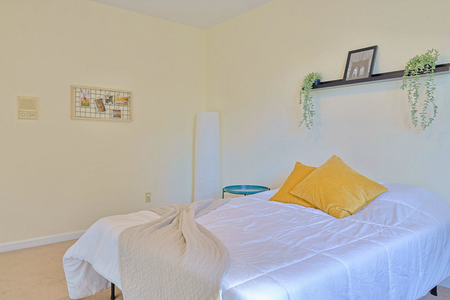 Coppola - Vibrant Co-Living Community one a Mile Away from Oakridge Centre Mall House - Gallery - 3