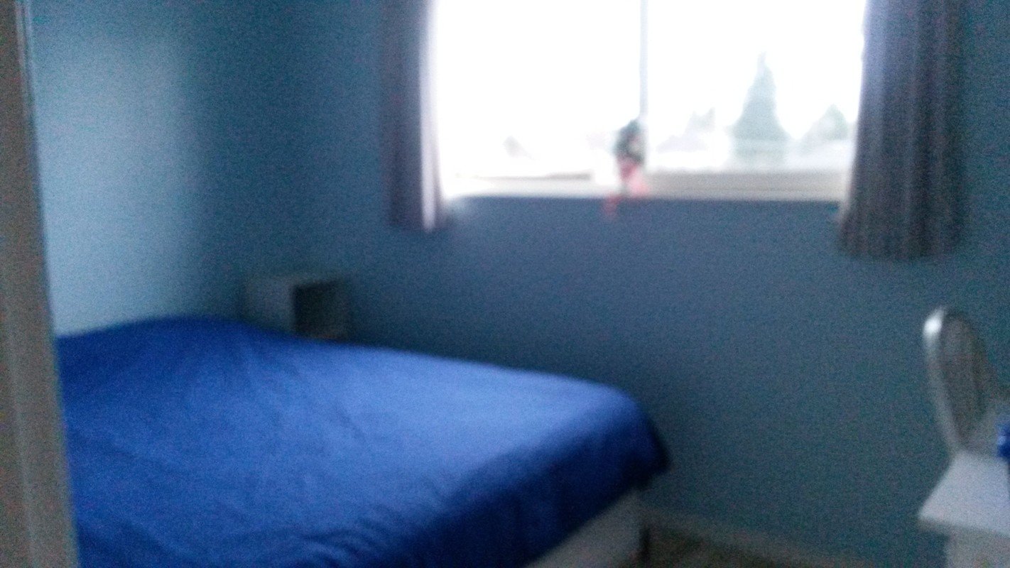  Large Room (Full Room)  -  ** Females only **clean & quiet  - Gallery -  1