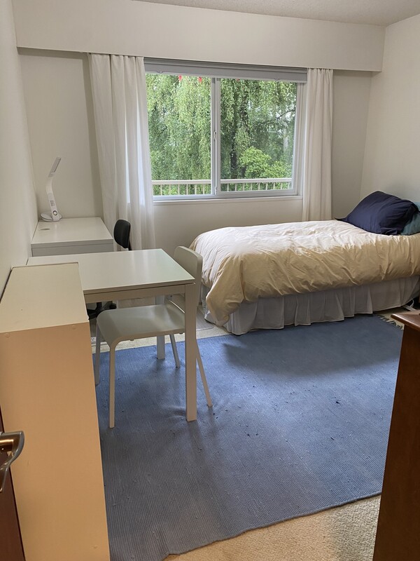  Upper Floor 1 Single Bed(Full Room)  -  North Vancouver Family Homestay  - Gallery -  1